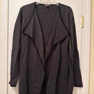 Vince Camuto Black and Gray Zigzag Cardigan